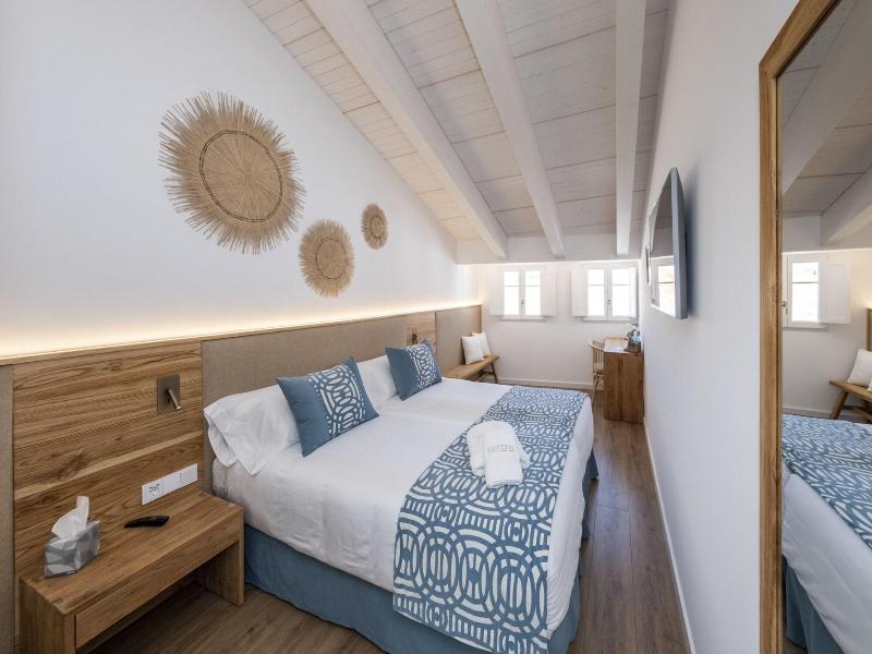 Hotel S'antiga Adults Only image