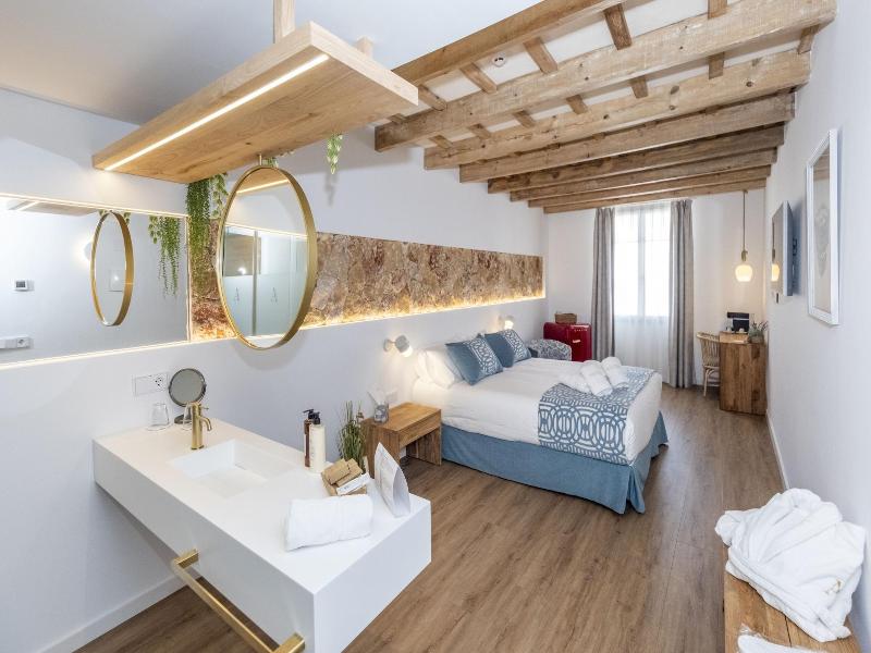 Hotel S'antiga Adults Only image