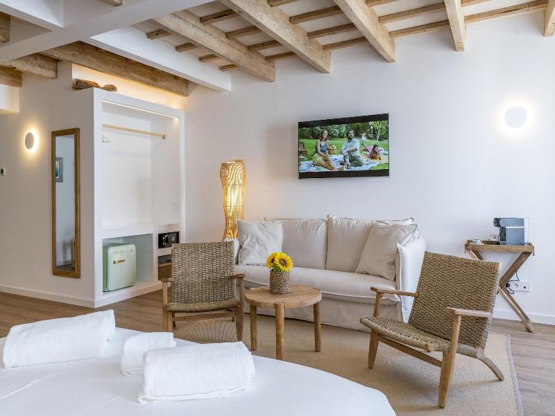 Hotel S'antiga Adults Only image