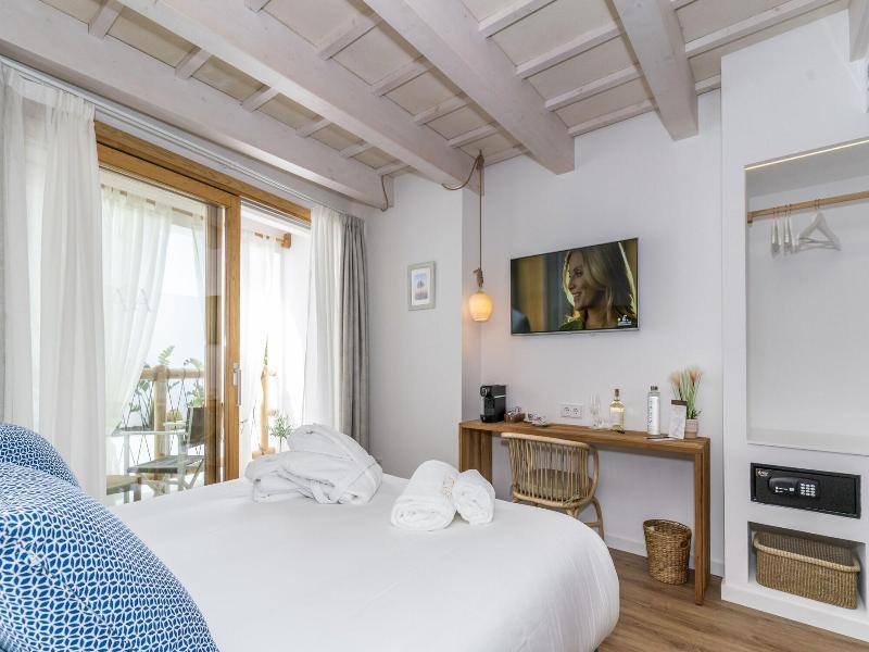 Hotel S'antiga Adults Only image