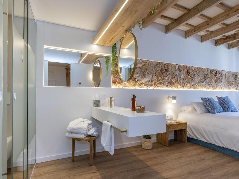 Hotel S'antiga Adults Only image