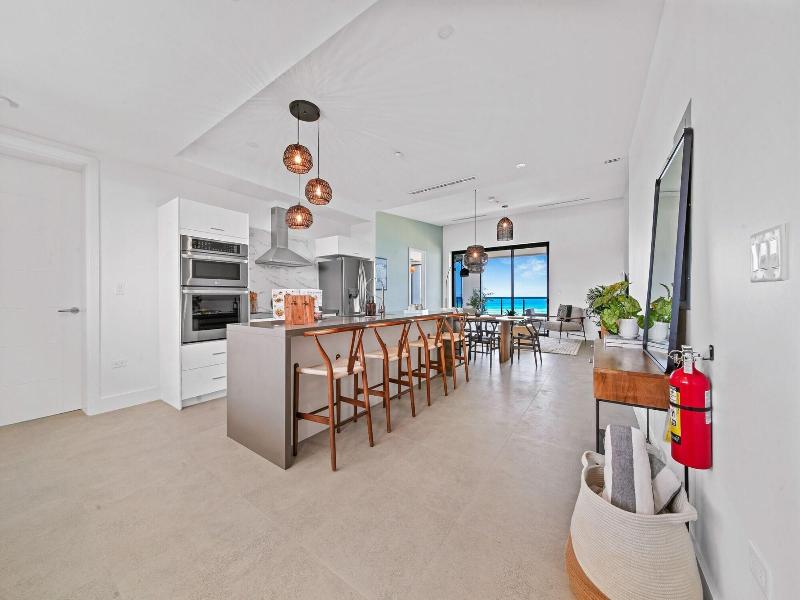 Vida Cayman image
