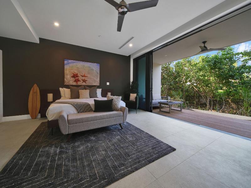 Vida Cayman image