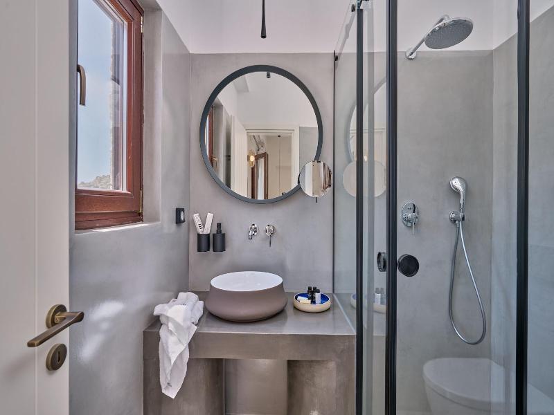 Voya Sifnos Mindful Stay image