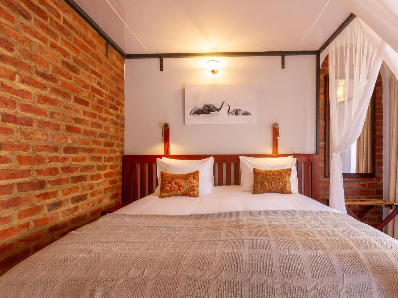 The Courtney Lodge image