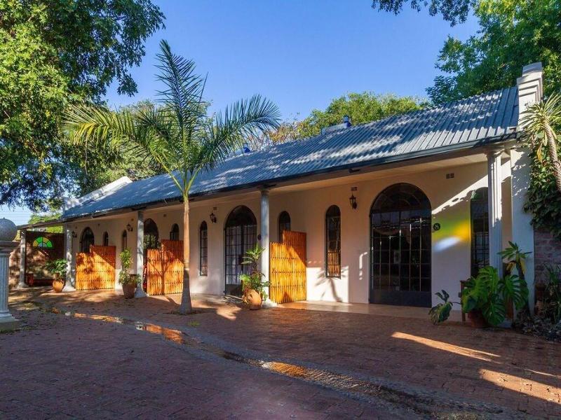 The Courtney Lodge image