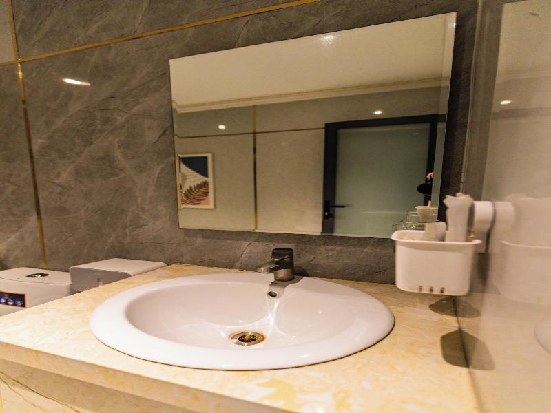 Bien Sao 2 Hotel- Nguyen Van Luong image