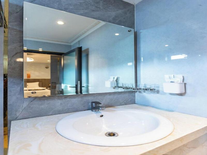 Bien Sao 2 Hotel- Nguyen Van Luong image