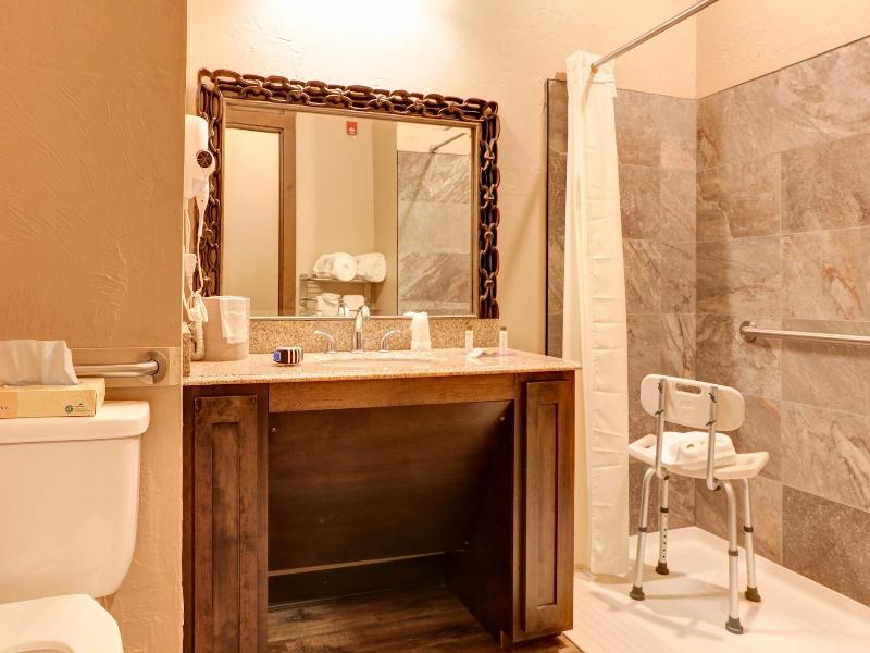 Wagon Wheel Hotel image