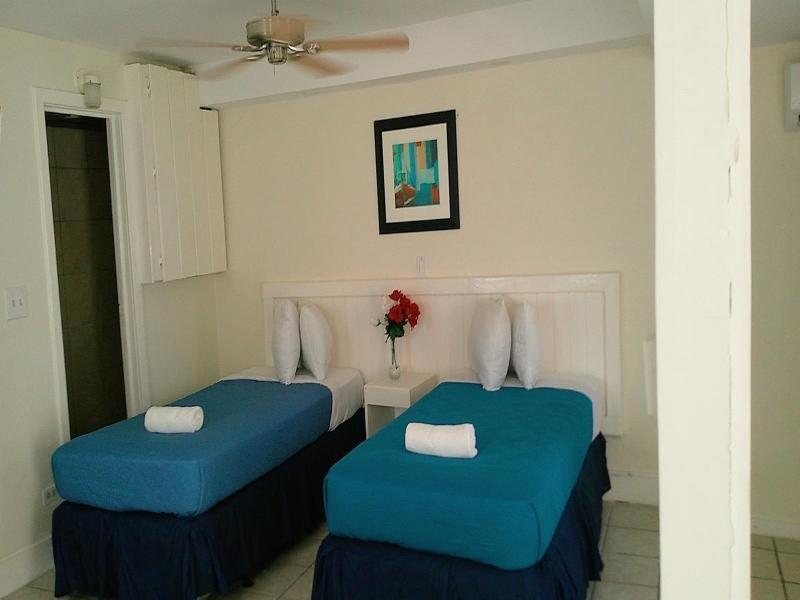 The Island Garden Hotel image