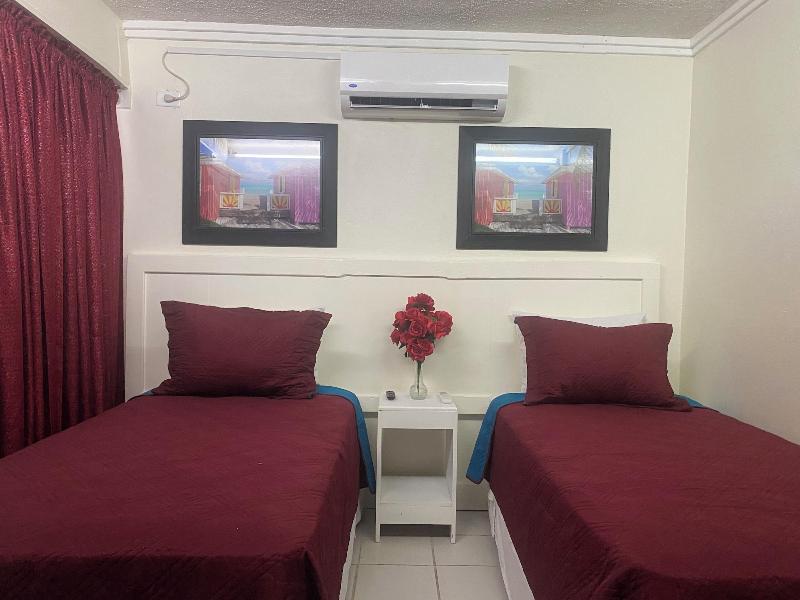 The Island Garden Hotel image