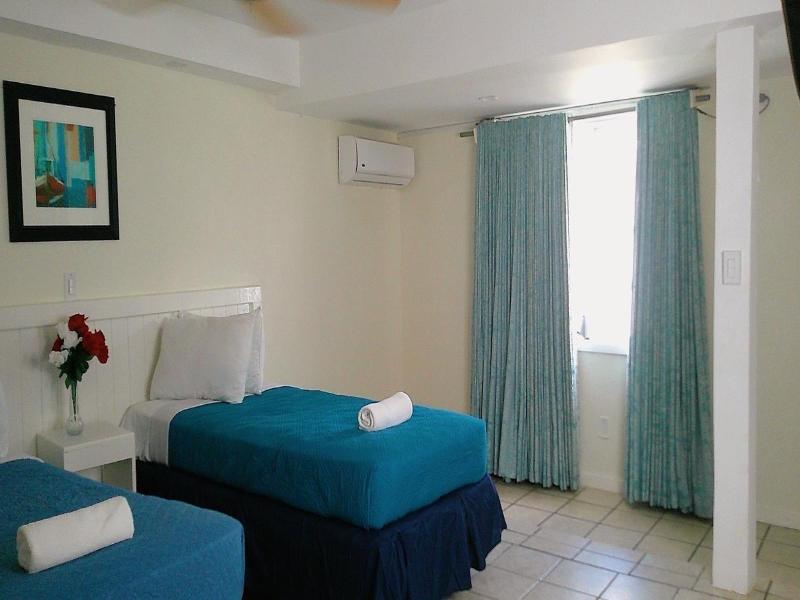 The Island Garden Hotel image