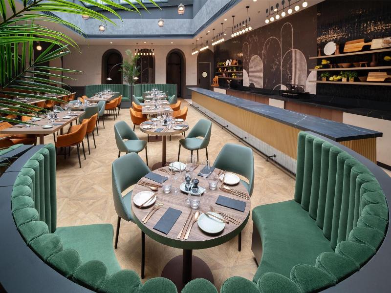Radisson Collection Hotel, Basilica Budapest image