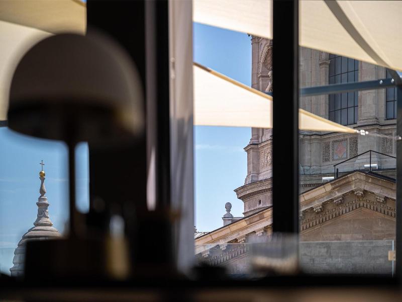 Radisson Collection Hotel, Basilica Budapest image