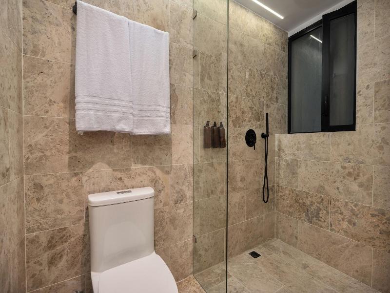 Lin Boutique Hotel By Housy Host image