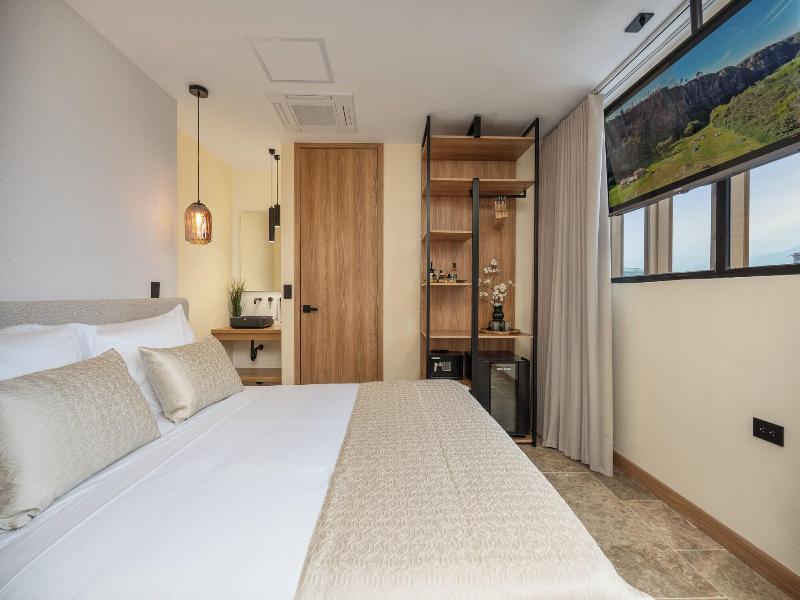 Lin Boutique Hotel By Housy Host image
