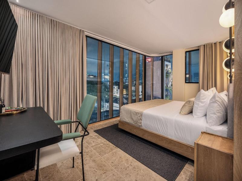Lin Boutique Hotel By Housy Host image