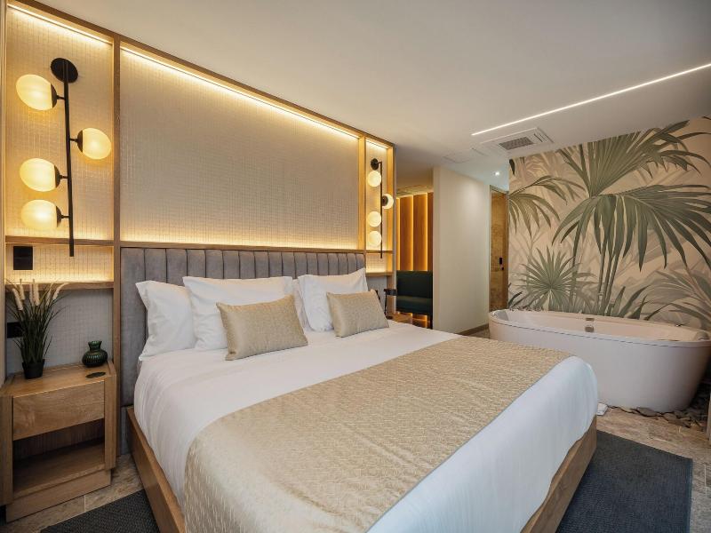 Lin Boutique Hotel By Housy Host image