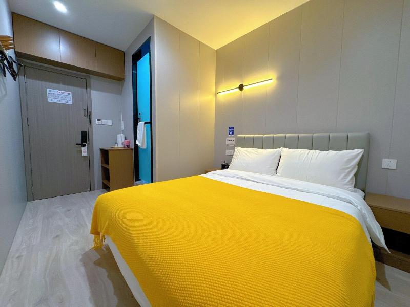 Ketangjian Apartment Hotel image