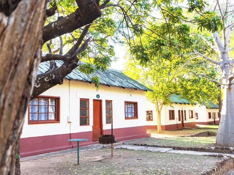 Rest Camp Victoria Falls image
