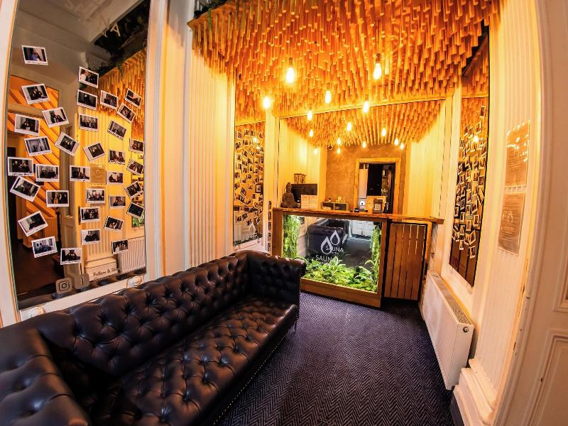 Wellness Rooms Central image
