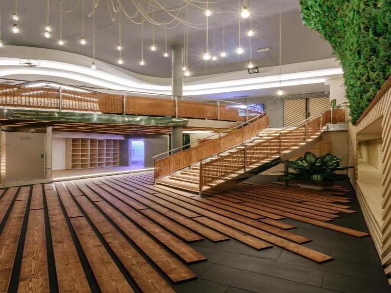 Wellness Rooms Central image