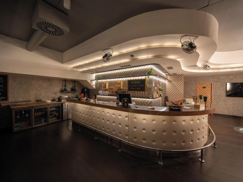 Wellness Rooms Central image
