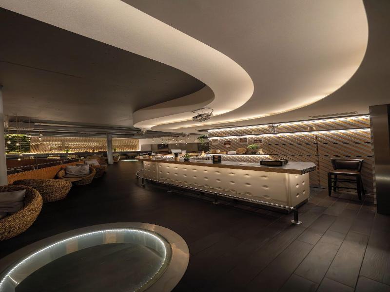 Wellness Rooms Central image