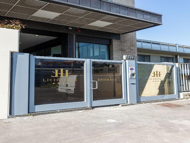 Lh Hotels