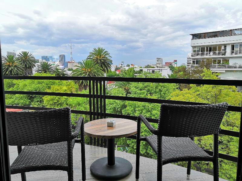 Cã­rculo Condesa image