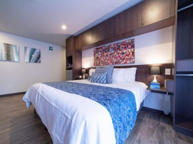 Cã­rculo Condesa image