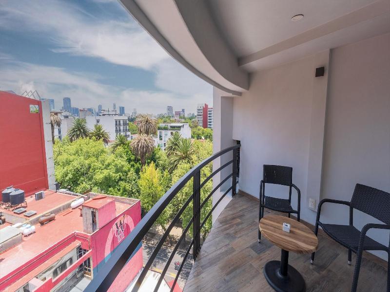 Cã­rculo Condesa image