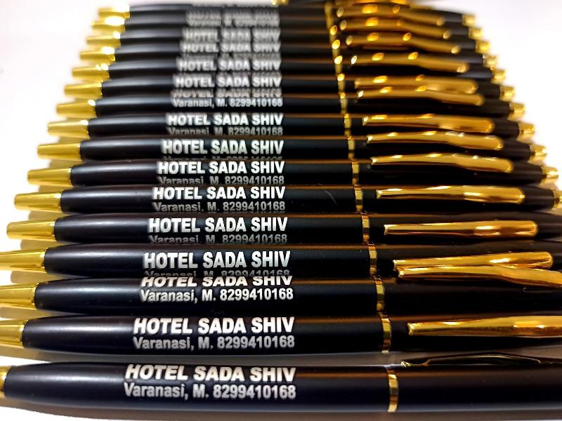 Sada Shiv Guest House Near Ganga River image