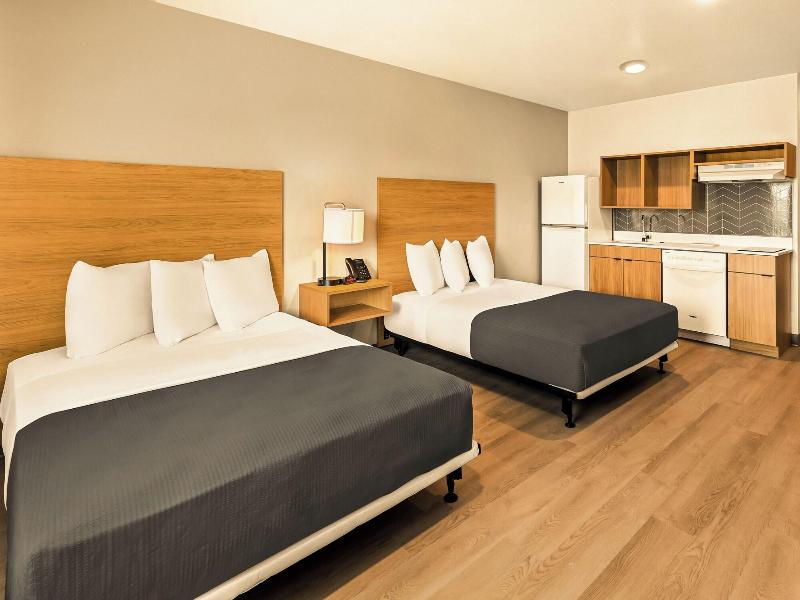 Livaway Suites Seattle-renton image