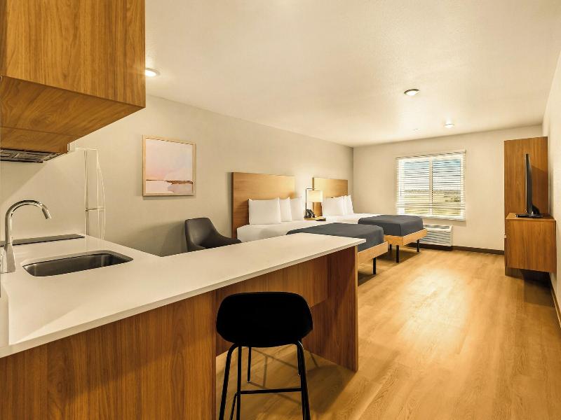 Livaway Suites Seattle-renton image