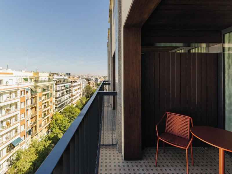 Atipico Madrid image