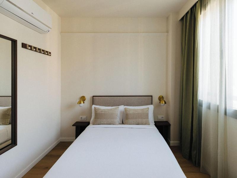 Atipico Madrid image