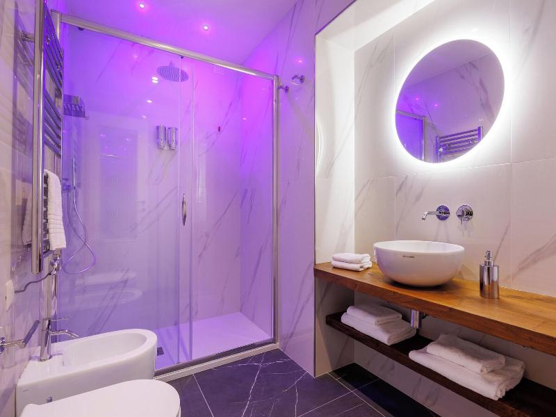 Sm Mellini Relais image