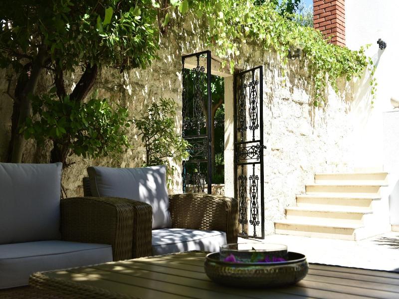 Villa Giardino Heritage Boutique Hotel Bol image