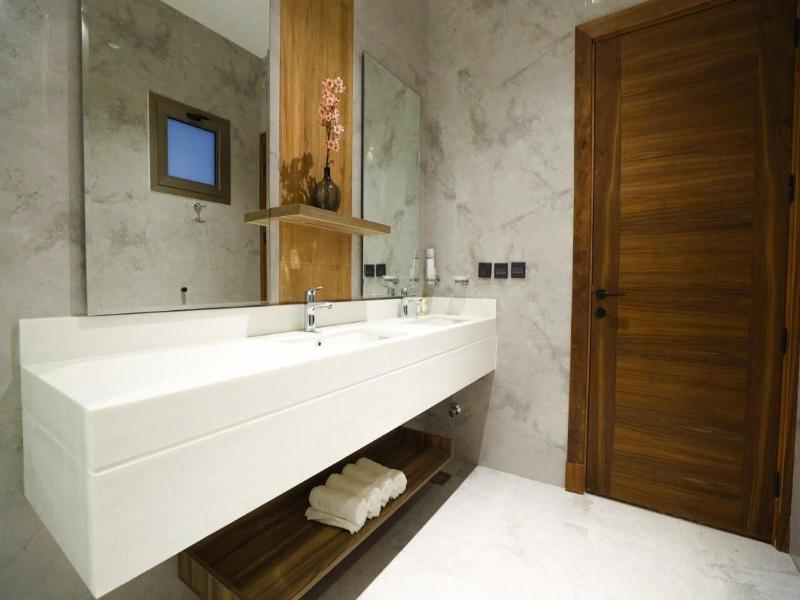 Topaz Al Malqa Hotel image