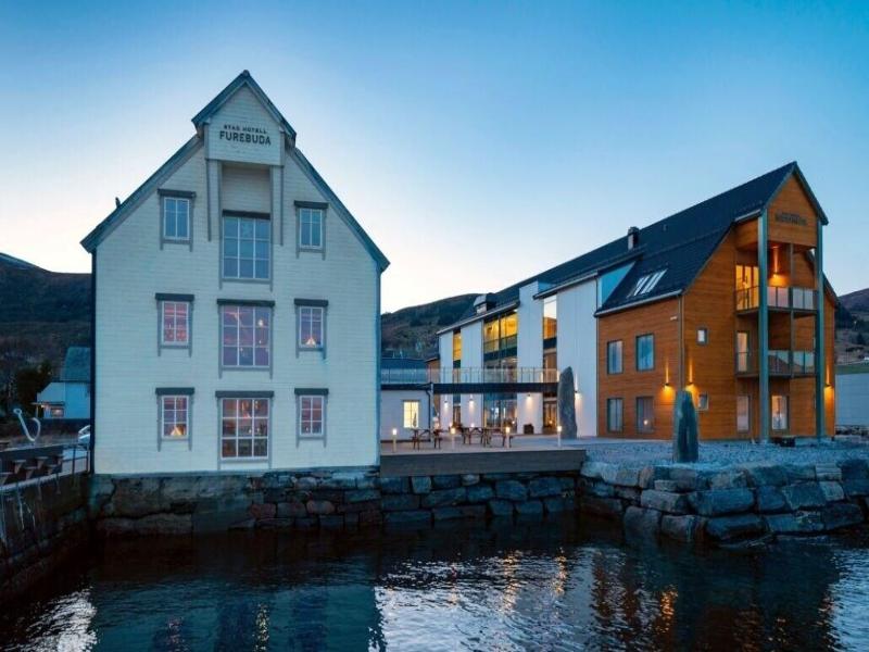 Stad Hotell 2