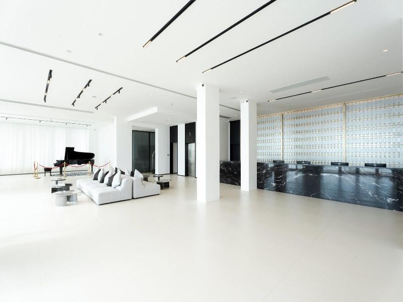 One Riviera Hotel And Residences image