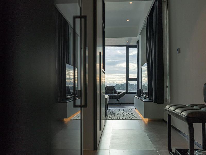 One Riviera Hotel And Residences image