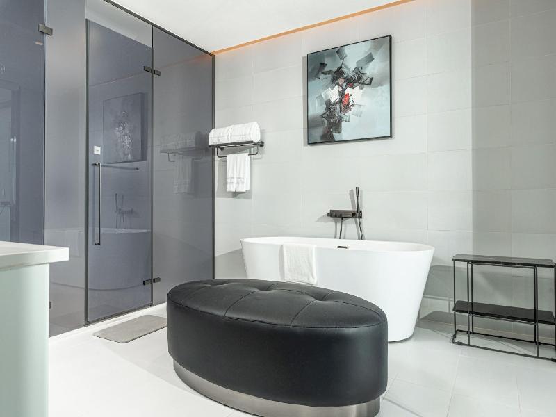 One Riviera Hotel And Residences image