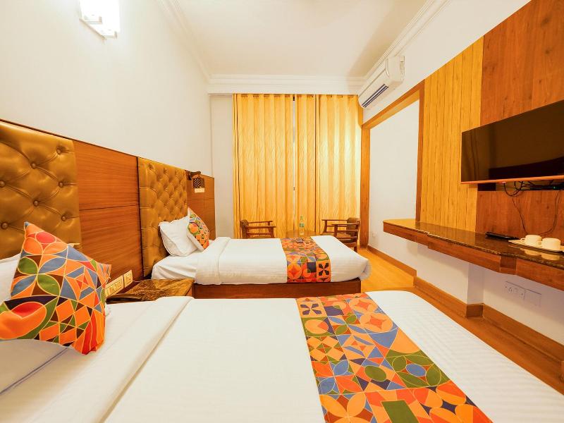 Fabhotel Royale Basant Residency image