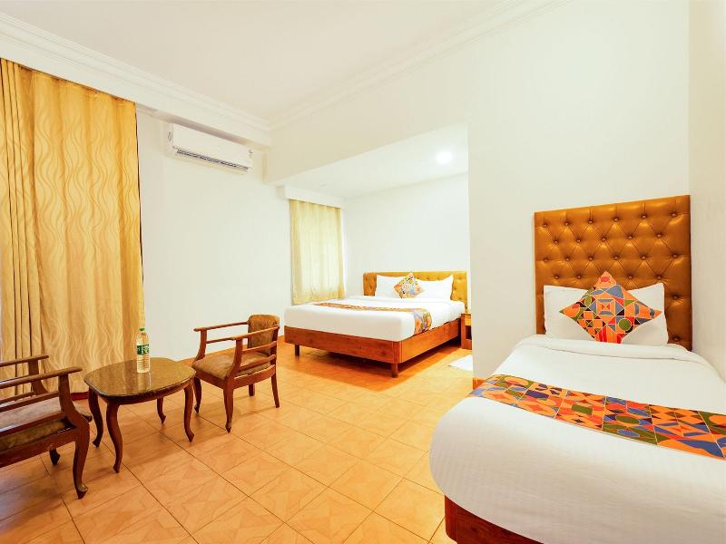 Fabhotel Royale Basant Residency image