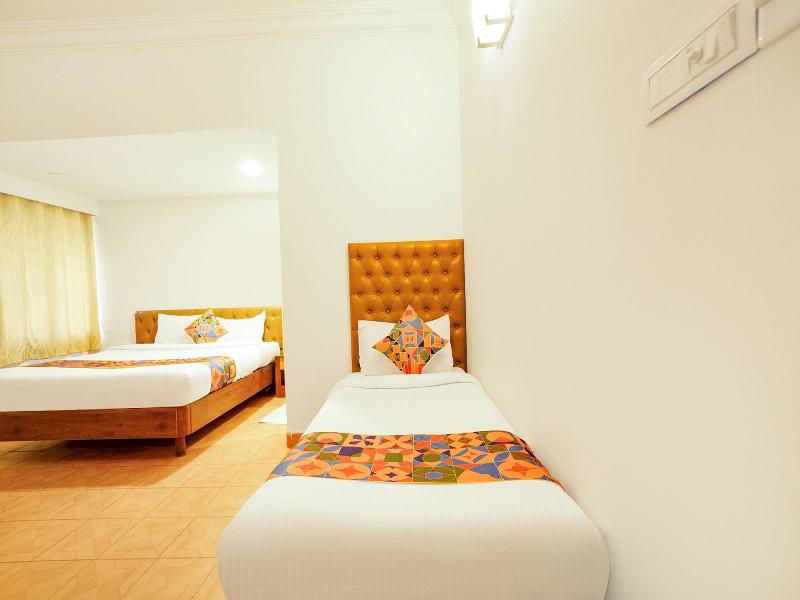 Fabhotel Royale Basant Residency image