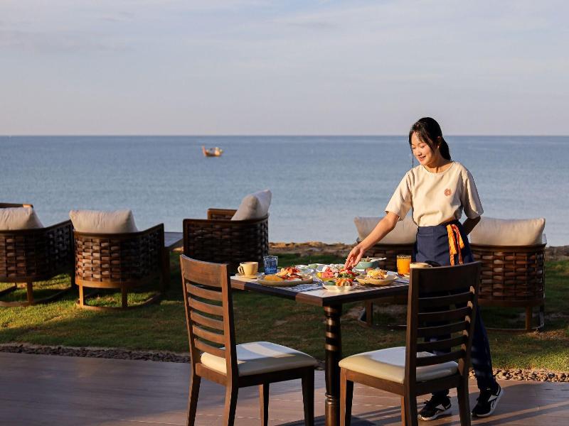 La Solaya Khao Lak image
