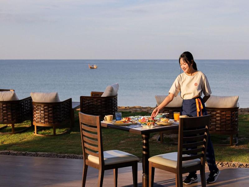 La Solaya Khao Lak image