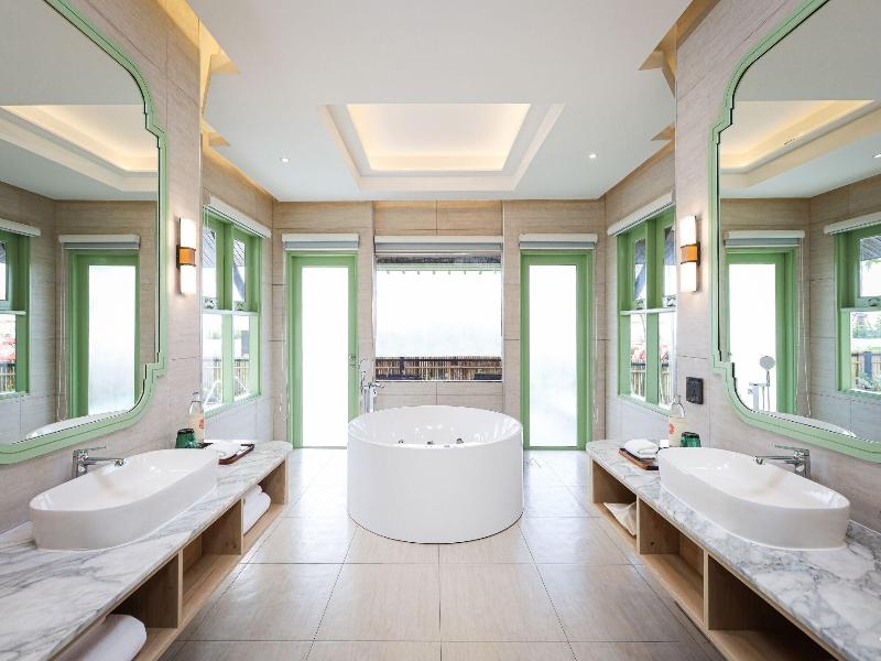 La Solaya Khao Lak image